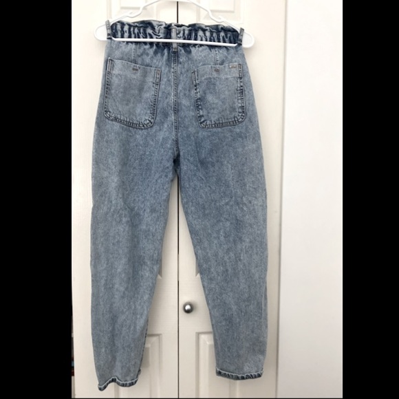 Zara Paper Bag Waist Mom Jeans - Picture 4 of 5